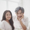 Bộ ảnh mới của cặp anh trai em gái Việt gây tranh cãi