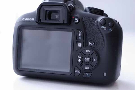review-may-anh-canon-1200d_photoZone-com-vn-2 (2)